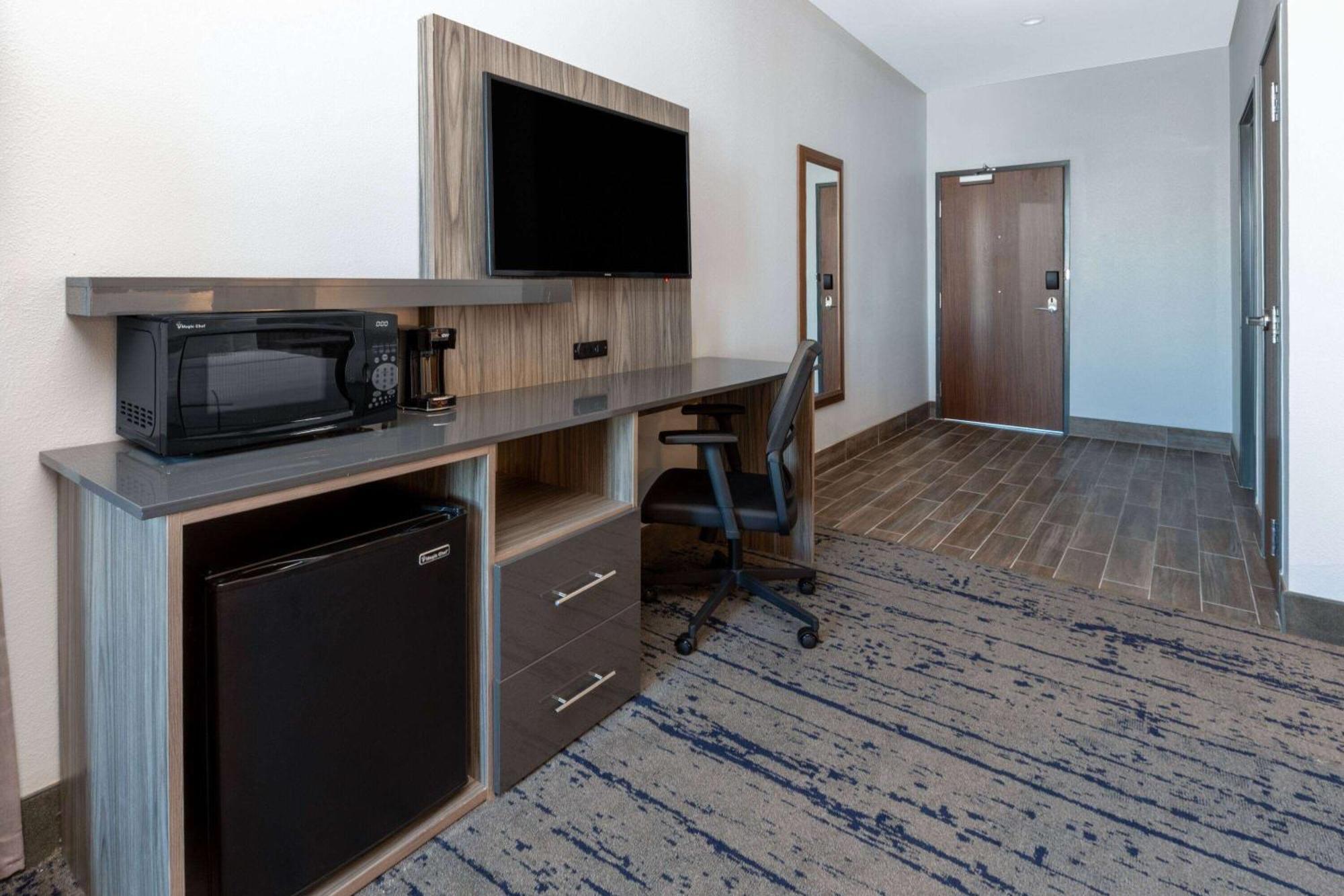 La Quinta Inn & Suites By Wyndham Dallas - Frisco Stadium 外观 照片